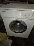 Pralka Miele Novotronic 6kg wsadu uszkodzona.