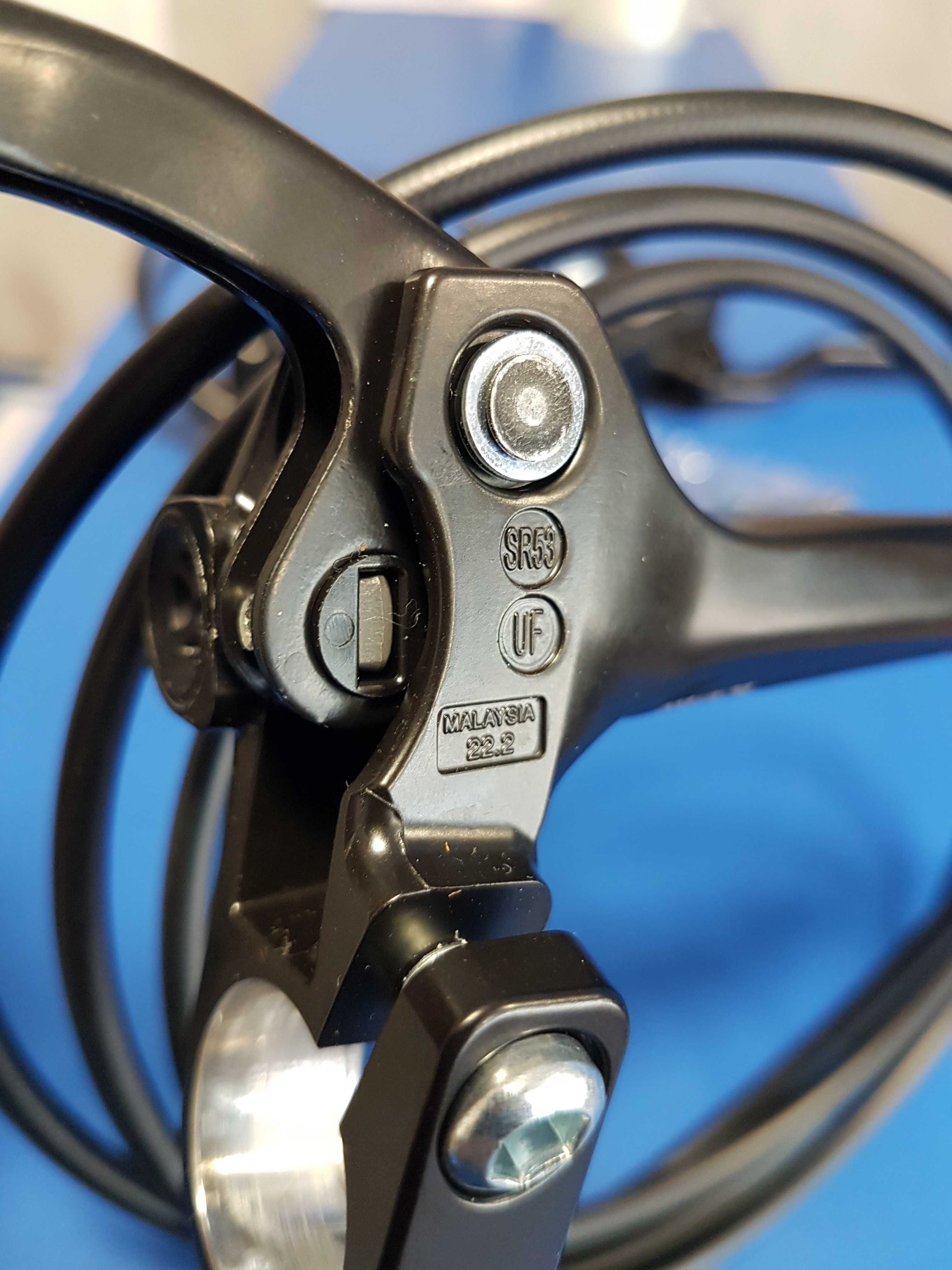 Тормоз гідравлічний Shimano MT200 передній + задній / Адаптери