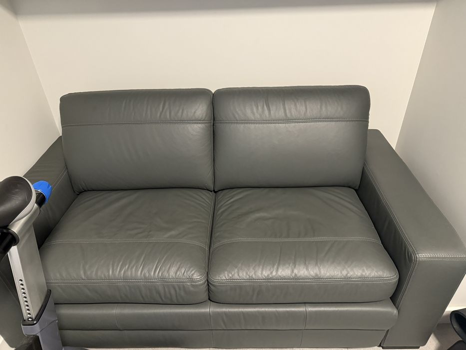 Sofa skorzana z funkcja spania .skora madras noga wenge