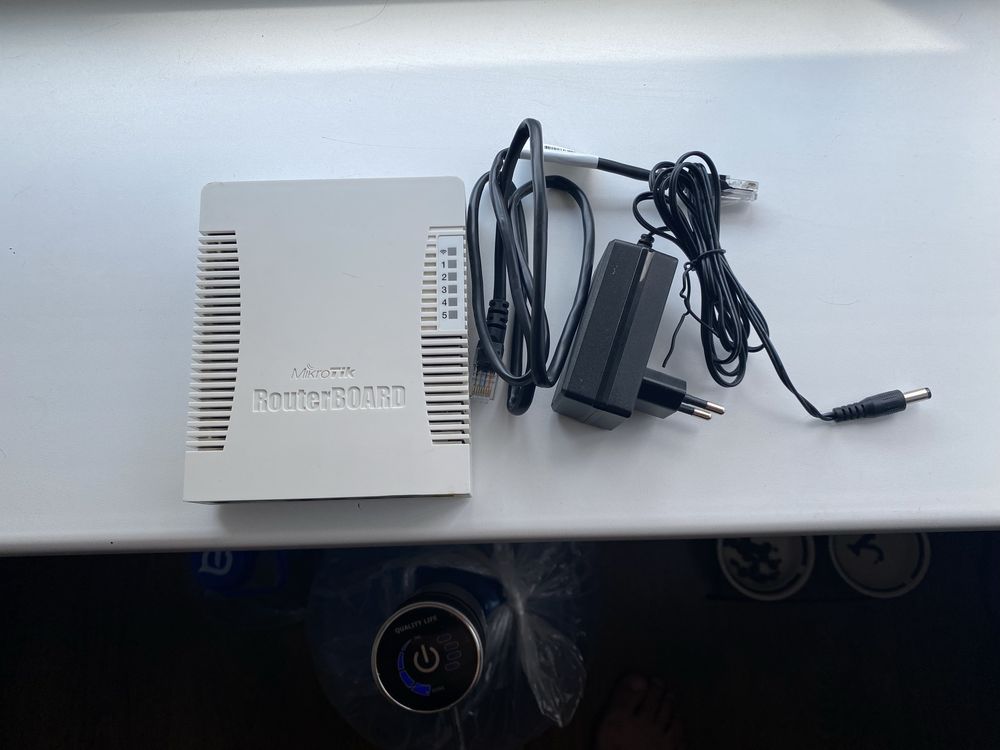 Роутер MikroTik RB951 в гарному стані