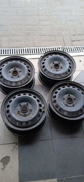 Felgi stalowe Passat audi skoda 15 5x112