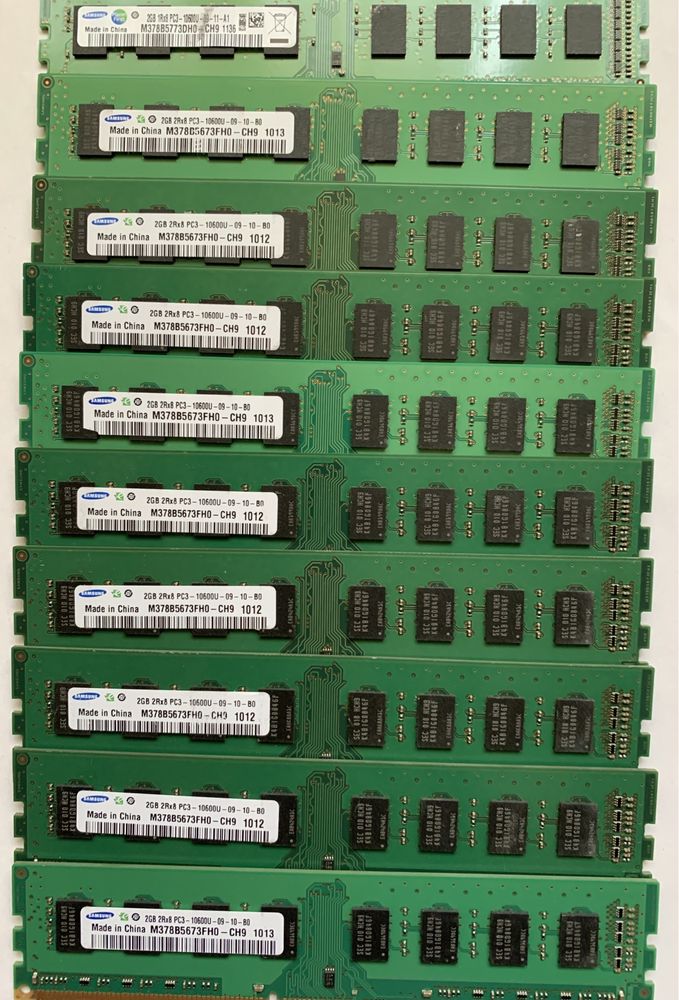 Оперативна пам'ять  для ноутбука ddr3x2Gb