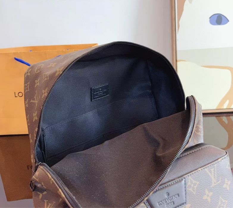 LOUIS VUITTON eclipse monogram мужской коричневый рюкзак портфель