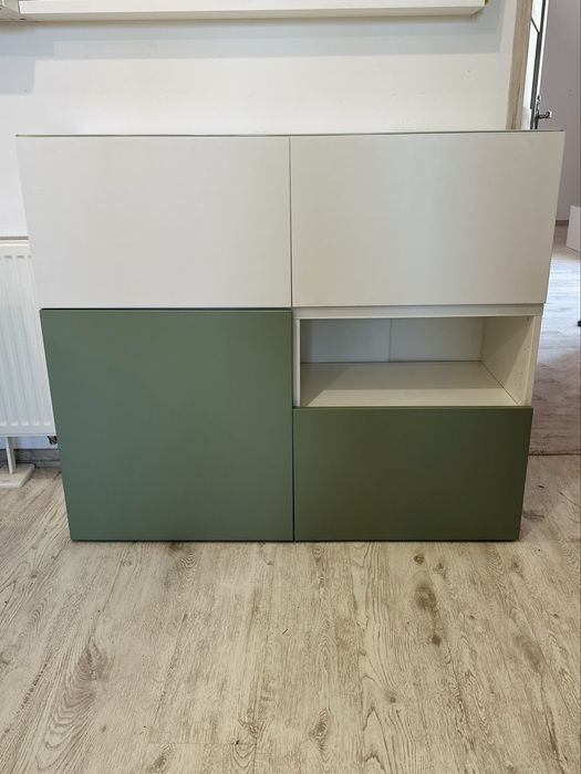 Ikea besta 2x biało- szałwiowe z szybą