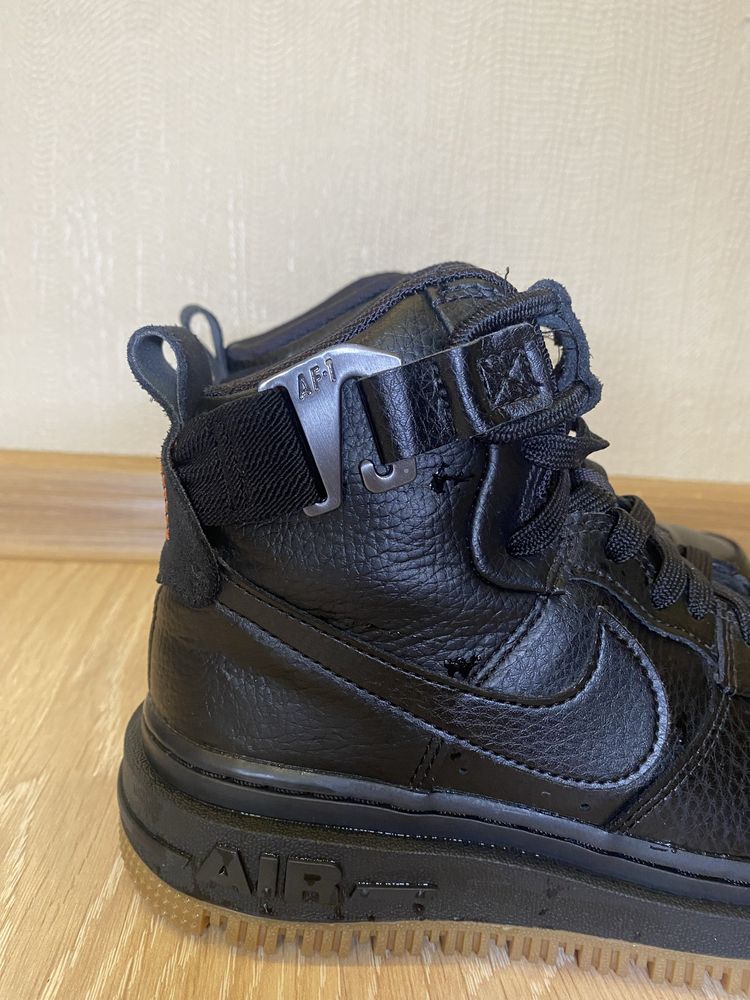 Nike жіночі зимові