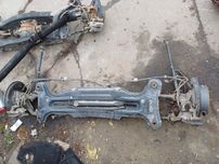 Toyota Venza задняя подвеска подрамник и рычаги