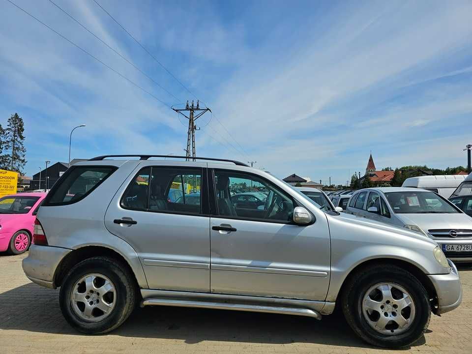 Mercedes ML 270 CDI 2002 rok 2.7 Diesel Opłaty aktualne! 4X4 MANUAL!!