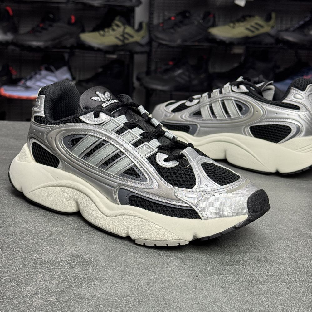 Кросівки Adidas Ozmillen IF4012 ОРИГІНАЛ 100% 41 р
