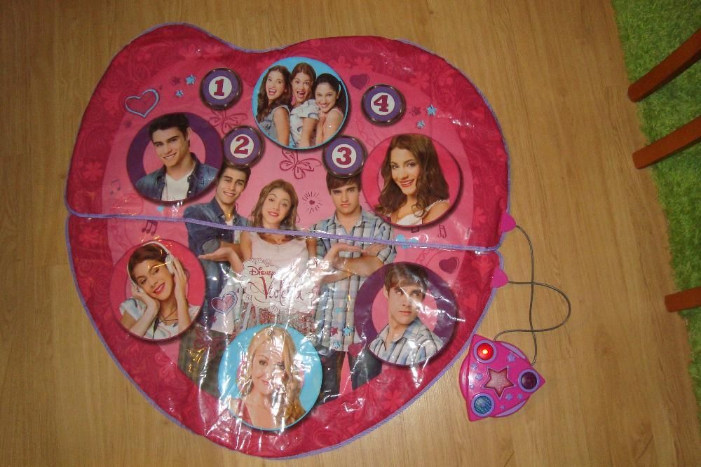 Jogo/Tapete Som Disney Violeta