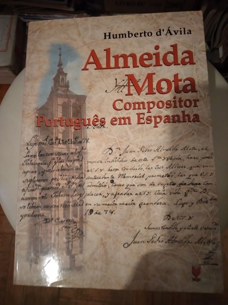 Livro sobre Almeida Mota