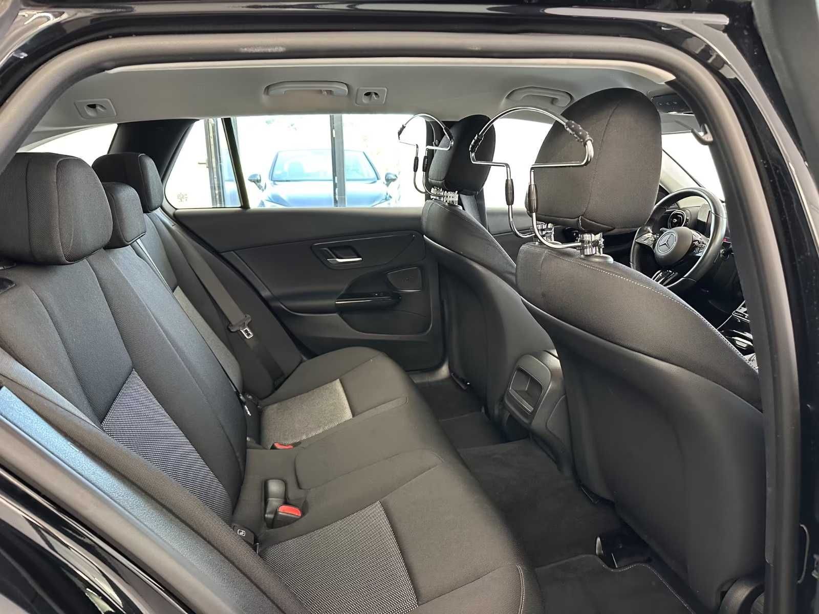 Mercedes-Benz C 200
T d Avantgarde