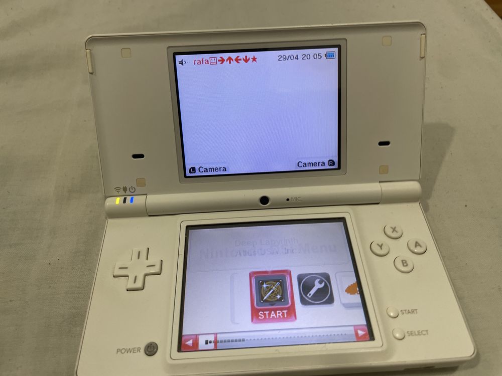 Nintendo dsi com +80 jogos  e carregador