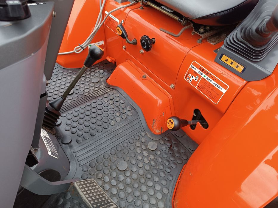 Японський мінітрактор.Трактор Кубота Gl.