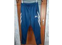 Adidas markowe spodnie sportowe roz 140