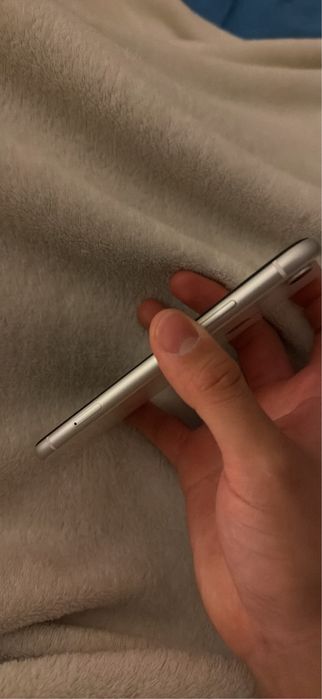 Iphone xr branco 64gb
