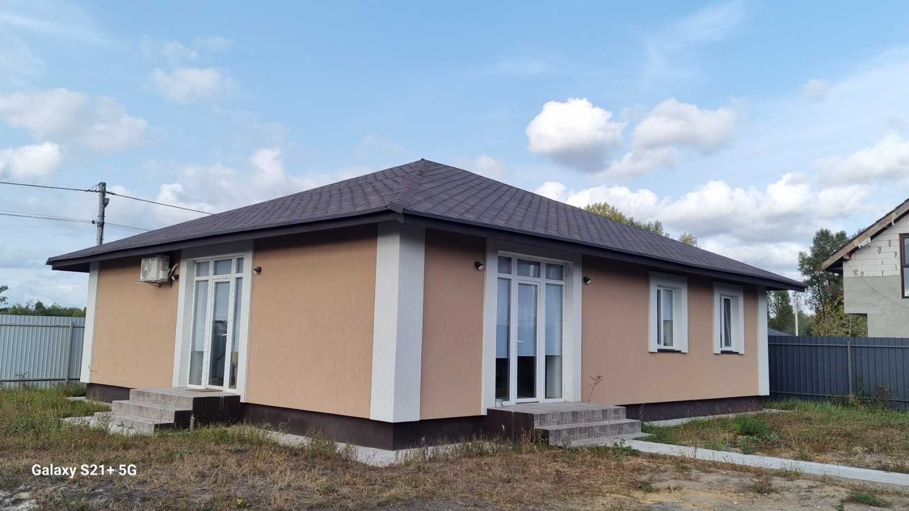 Долгосрочная аренда 1 єт. дома 130 кв.м. в с.Осещина,8 соток земли