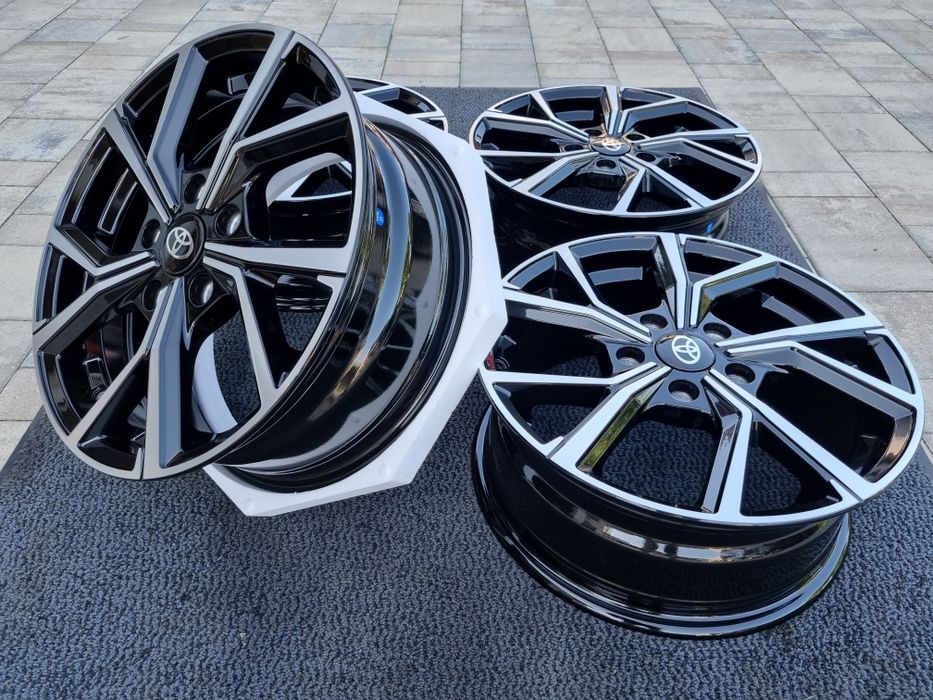 Toyota Yaris Cross 16 " Nowe felgi aluminiowe 5x114,3