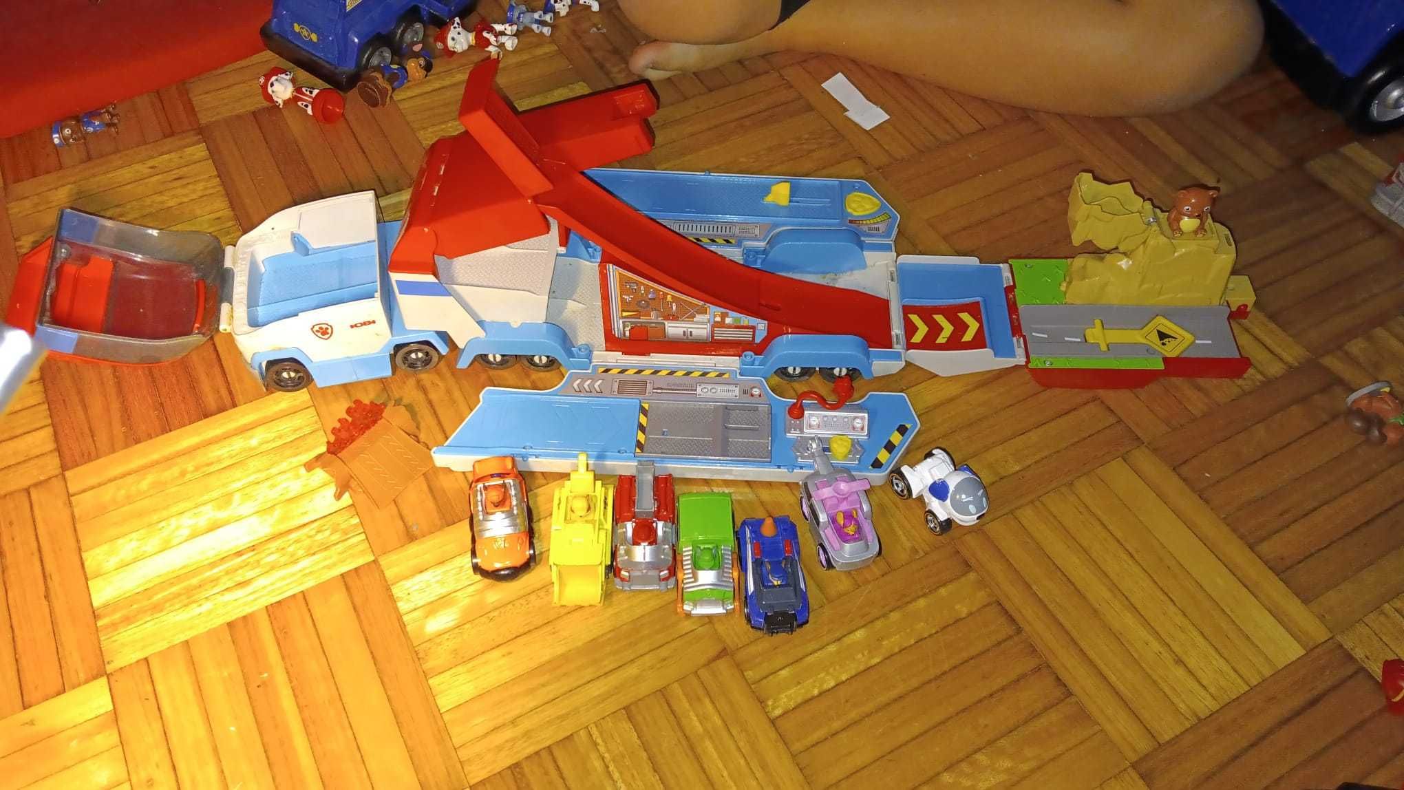 Brinquedos paw patrol. Conjunto 70€