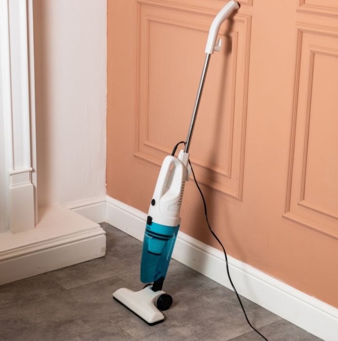 Вертикальний ручний пилосос SK-13013 без мішка 900 Вт SOKANY