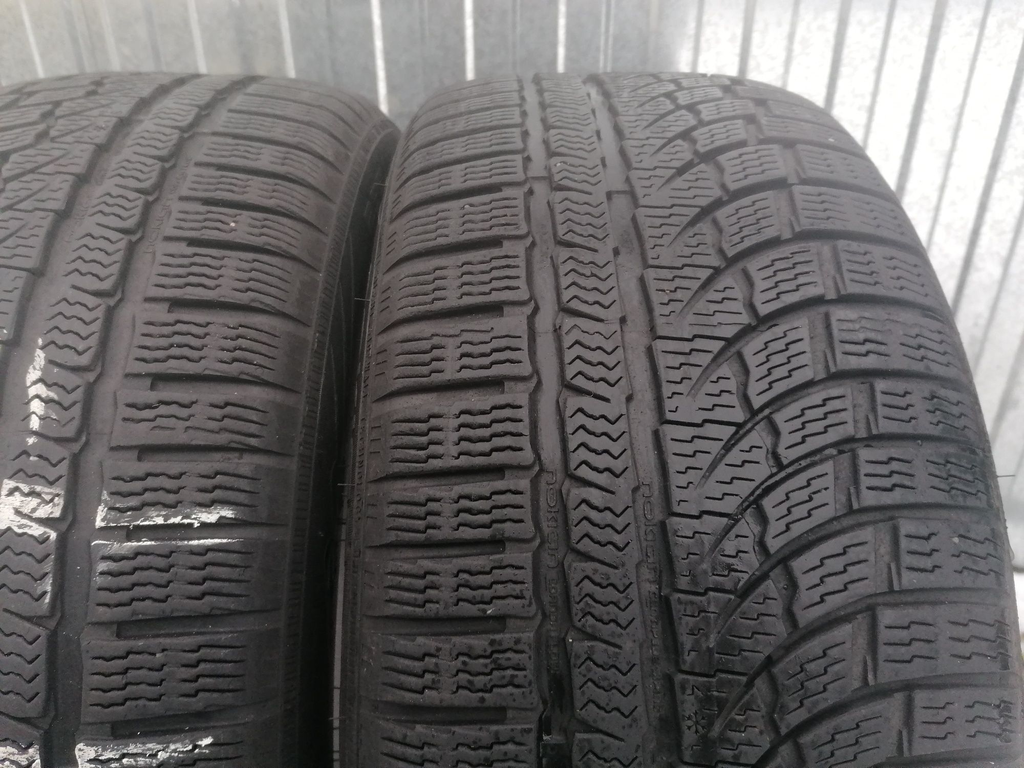 2 szt 235/45 r 18 Opony zimowe Nokian wr a4