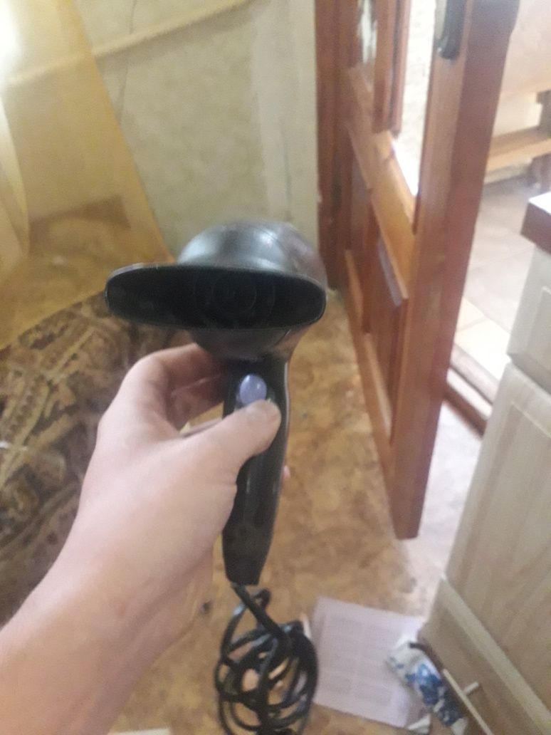 Продам фен rowenta
