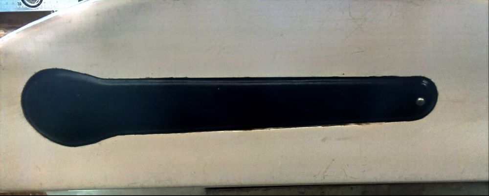 Echosonda raymarine przystosowana do łódki zanętowej