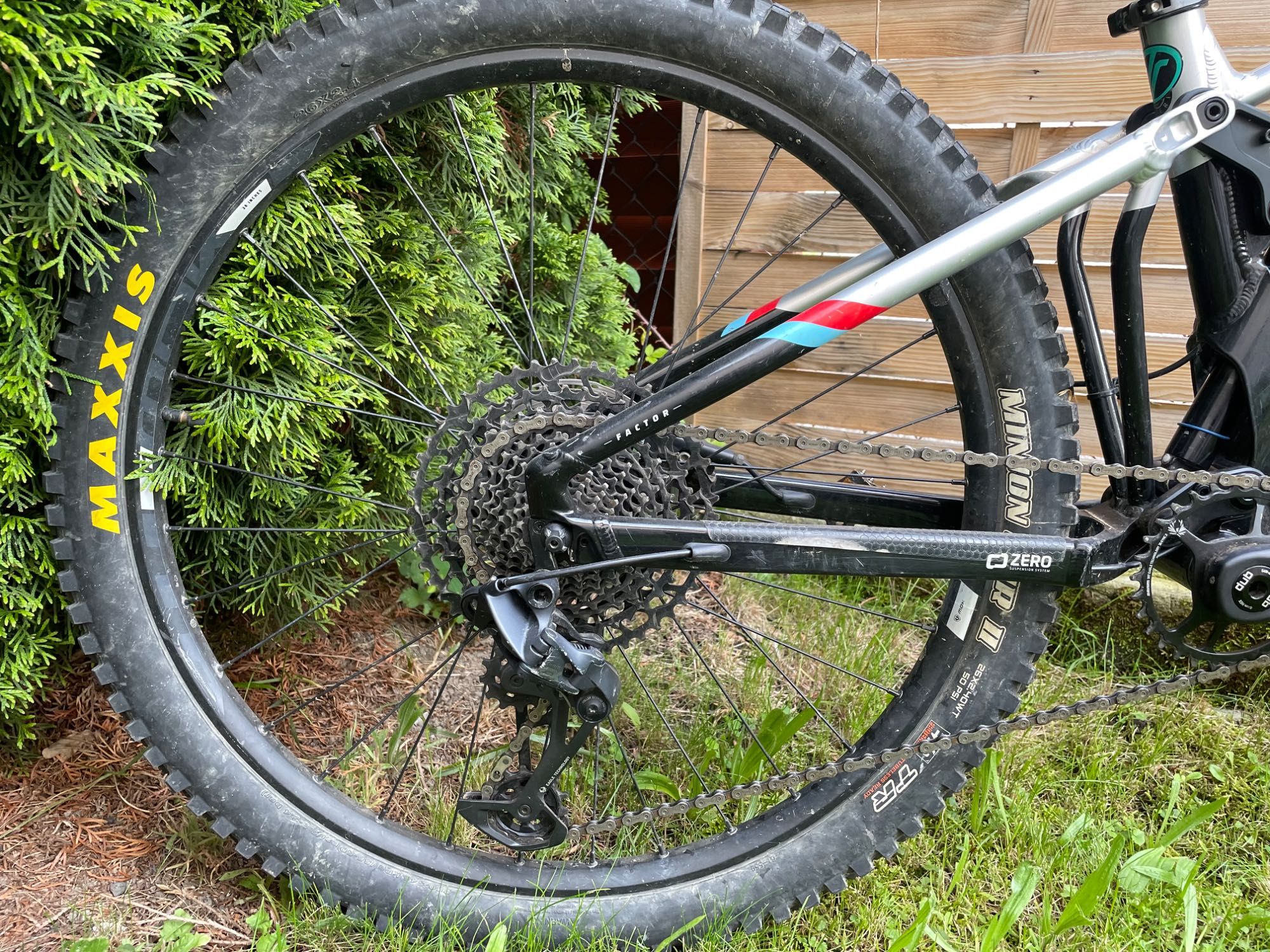 Rower enduro, mtb, Mondraker FACTOR 26 junior ze sztycą
