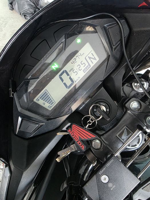 HONDA CB125F  4500km