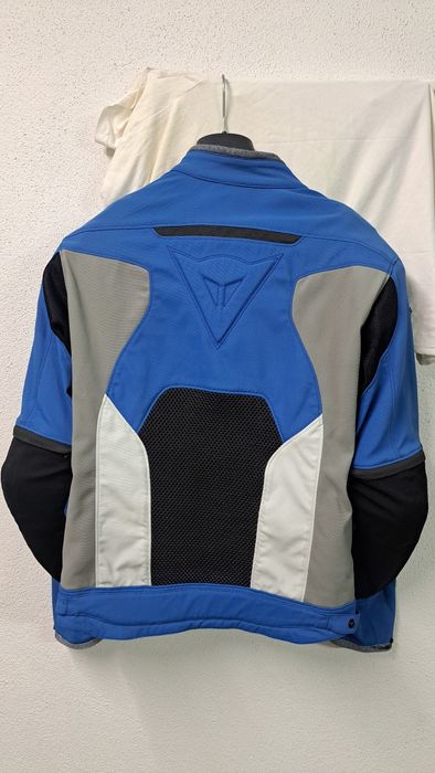 Casaco Dainese verão
