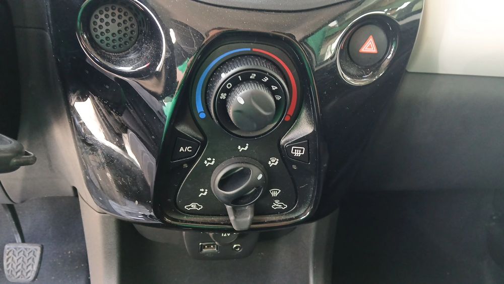 Comando chauffage / sofagem PEUGEOT 108