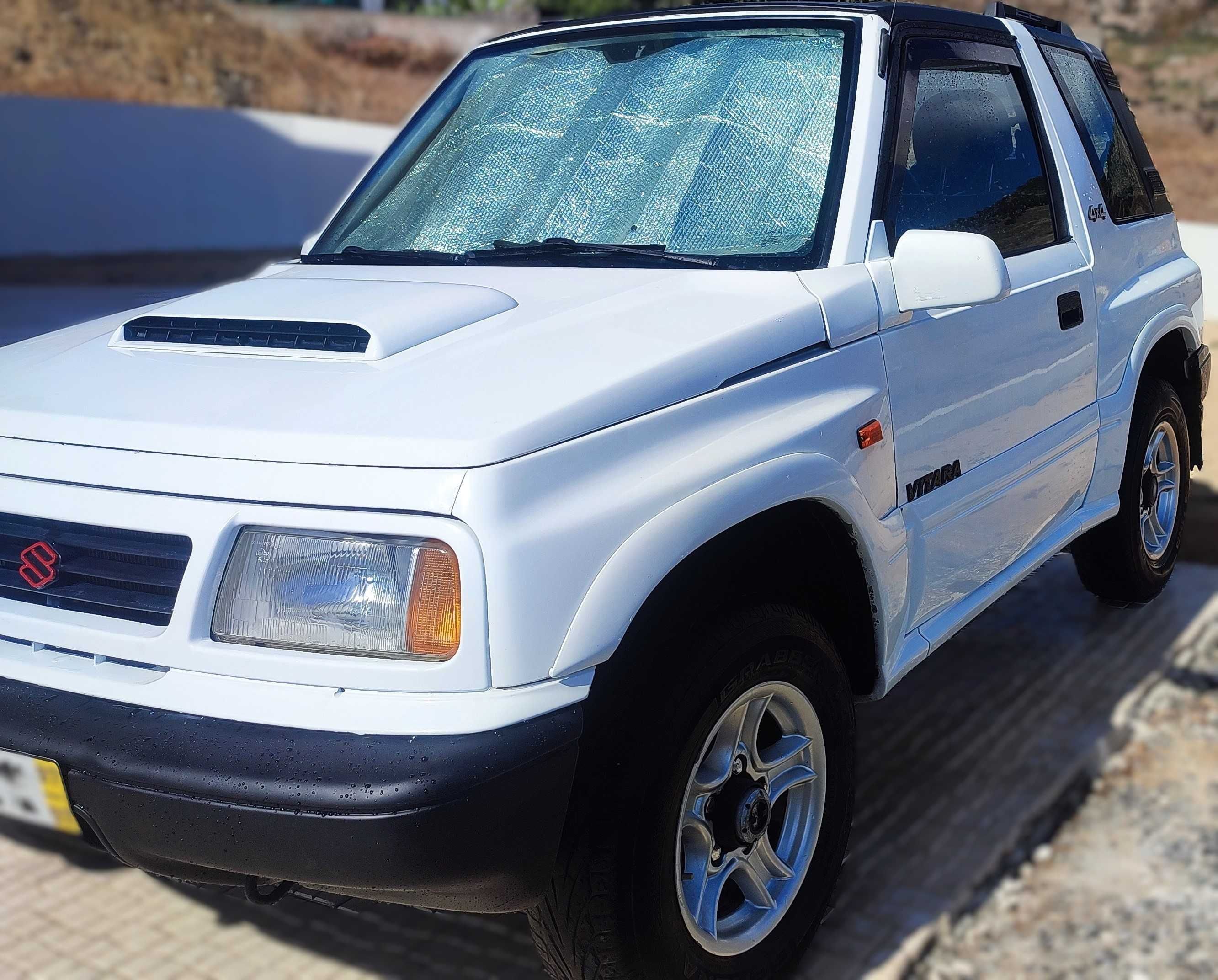 Suzuki Vitara JLX HardTop 4x4 - 1.600cc - 97cv - 16v - 1997 - Gasolina