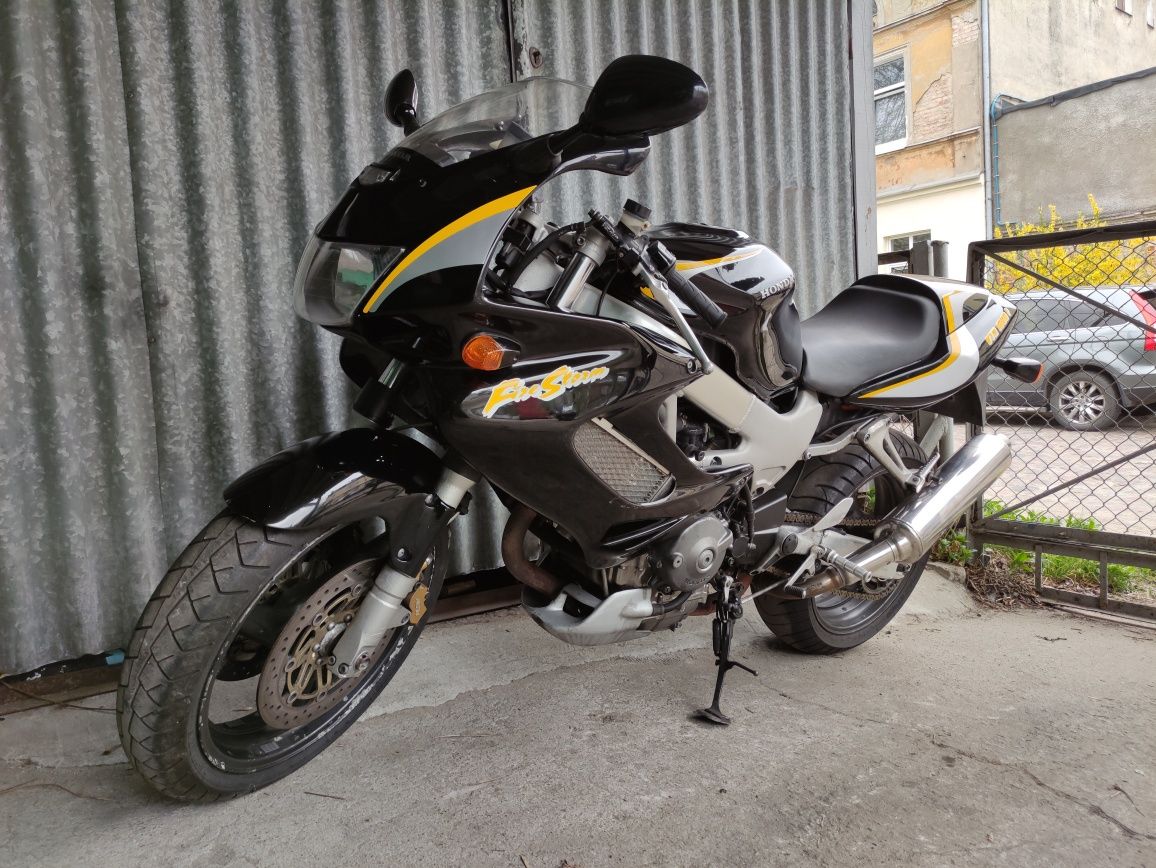 Honda VTR 1000 Firestorm - mocne V2 100%sprawna RATY Transport
