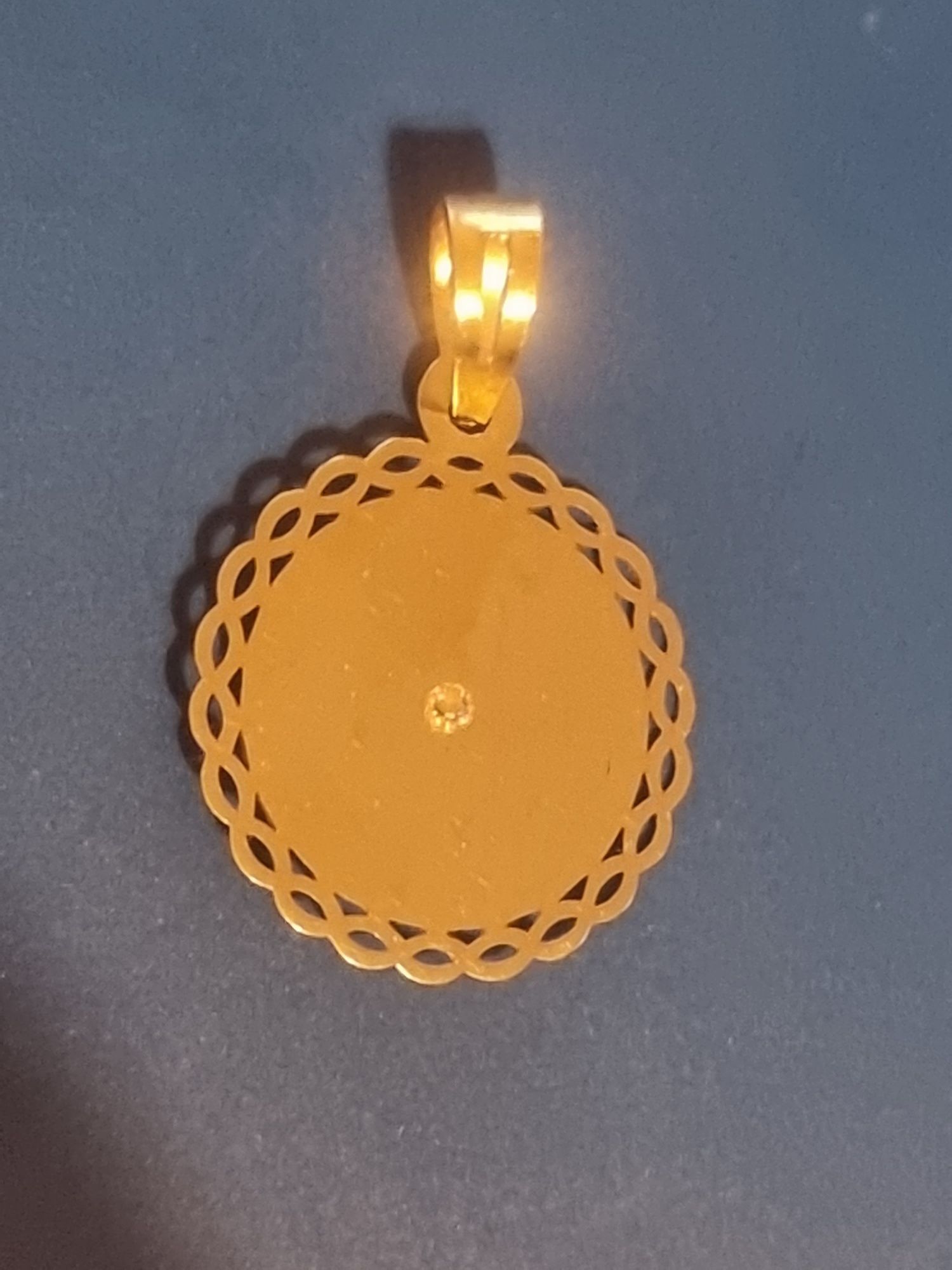 Medalha Anjo em ouro 9k