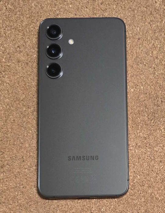 Samsung Galaxy S24 SM-S921 B/DS 8GB/256GB Czarny Folia Jak Nowy Gwaran