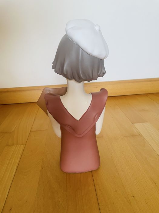Forma o Escultura Decorativa Busto Menina com Vaso 33 cm Estilo Paris