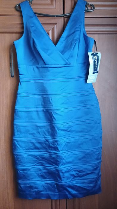 Сукня для справжніх леді