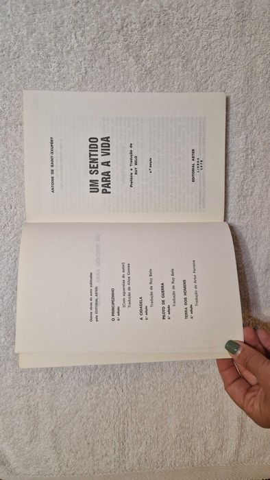 Livro "Um Sentido para a Vida", de Saint Exupéry