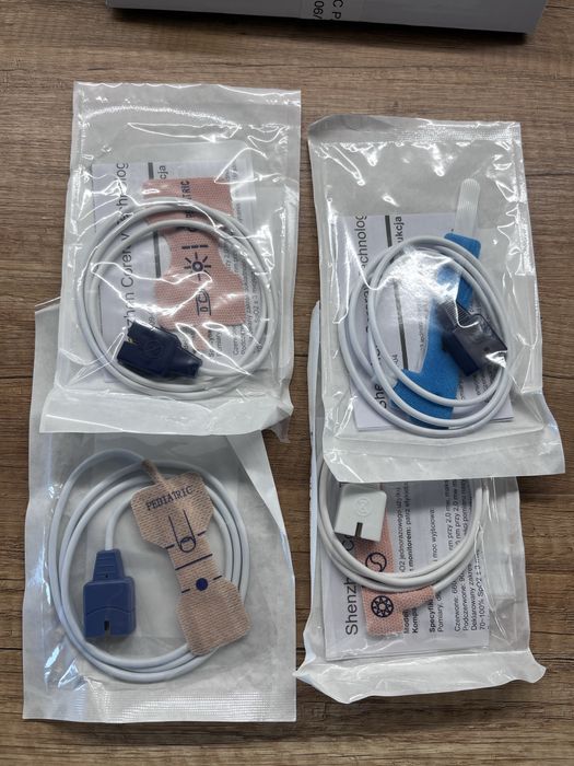 Pulsoksymetr Med7even UT100 sprawny gwarancja do 2026 plus czujniki