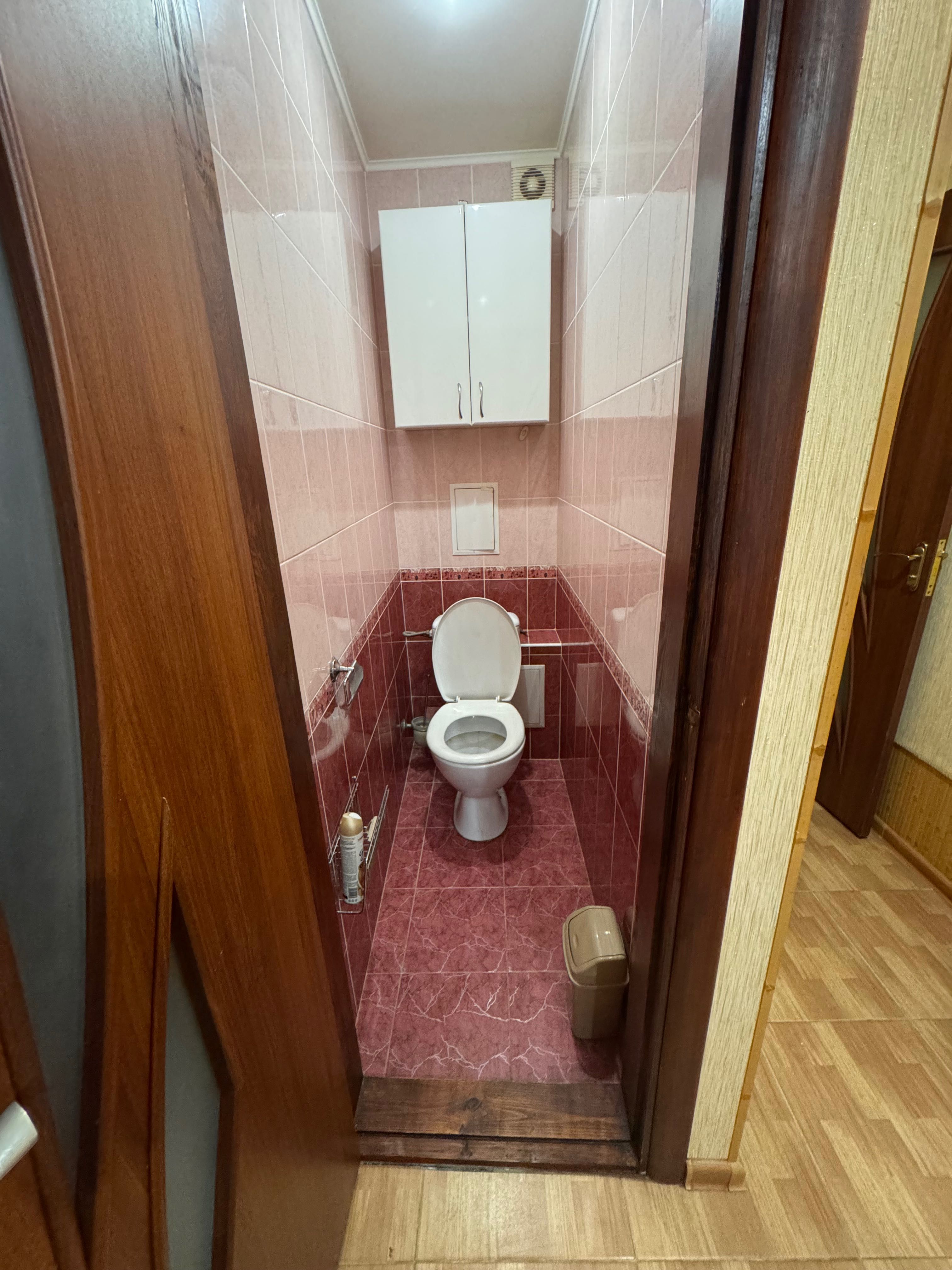 Здається квартира, неподалік Набережного кварталу, на довгий період