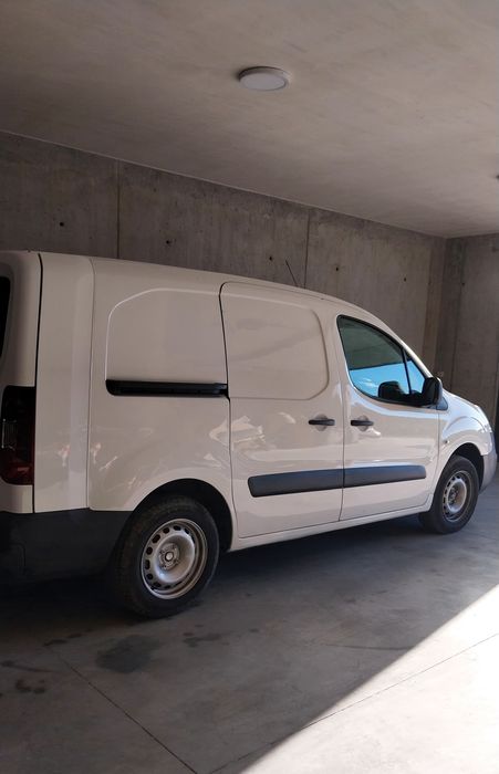 Peugeot Partner 1.6 HDI 100cv  caixa de 6 velocidades