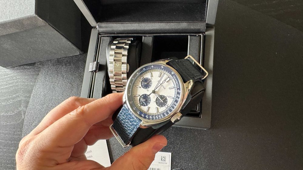 Zegarek Bulova Lunar Pilot 98K112 – Chrono, Panda , 2 paski, Jak NOWY