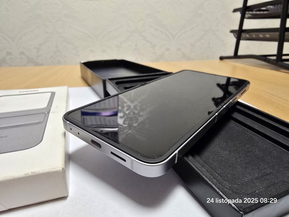 Samsung Z Flip 6 5G 12 GB/256 GB Silver gwarancja