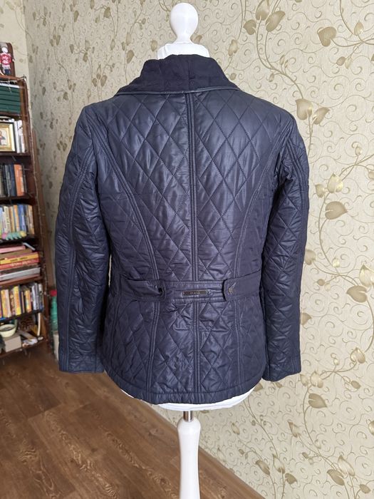 Класна куртка на флісі