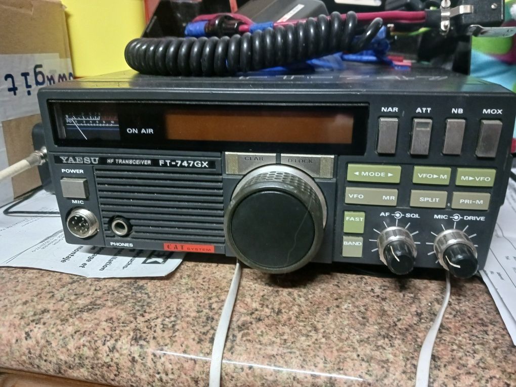Rádio para RadioAmadorismo YAESU FT-747 GX