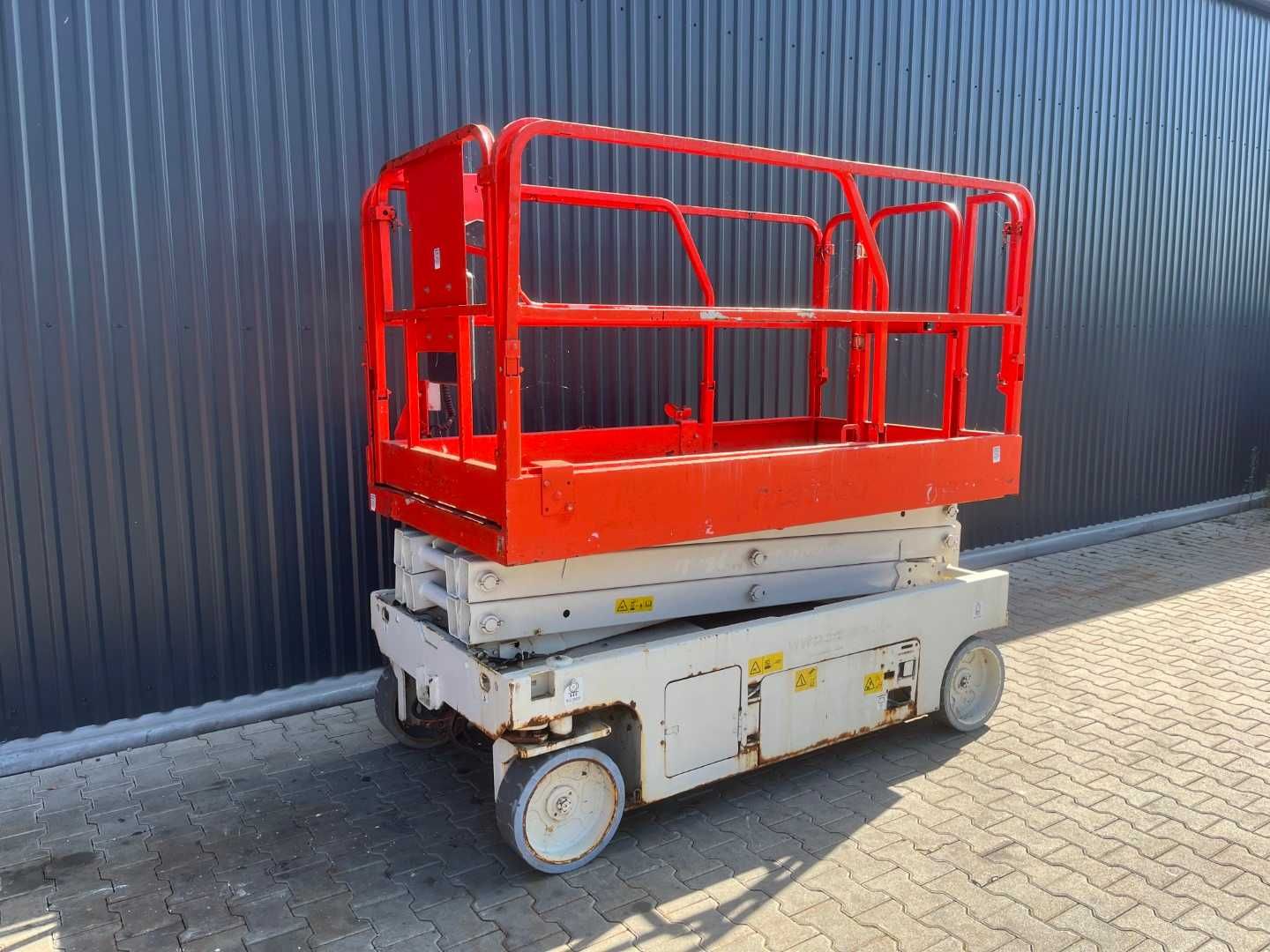 Podnośnik Nożycowy Genie GS 2046 ZWYŻKA 8,1 M TYLKO 616 H 2013 ROK