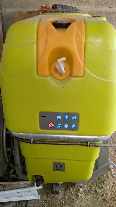 Pulverizador ROCHA Ellite Omega 400 Litros - COMO NOVO