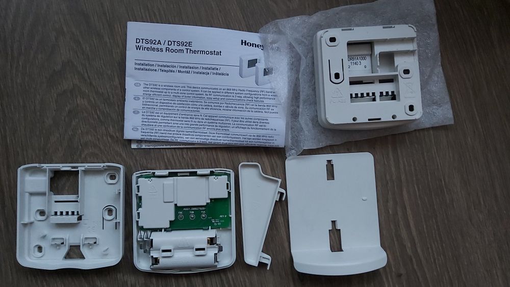 Термостат для котла беспроводной Honeywell DTS92A. Новый