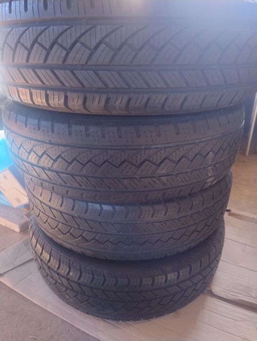 Шини ECOBLUE 225/75r16C