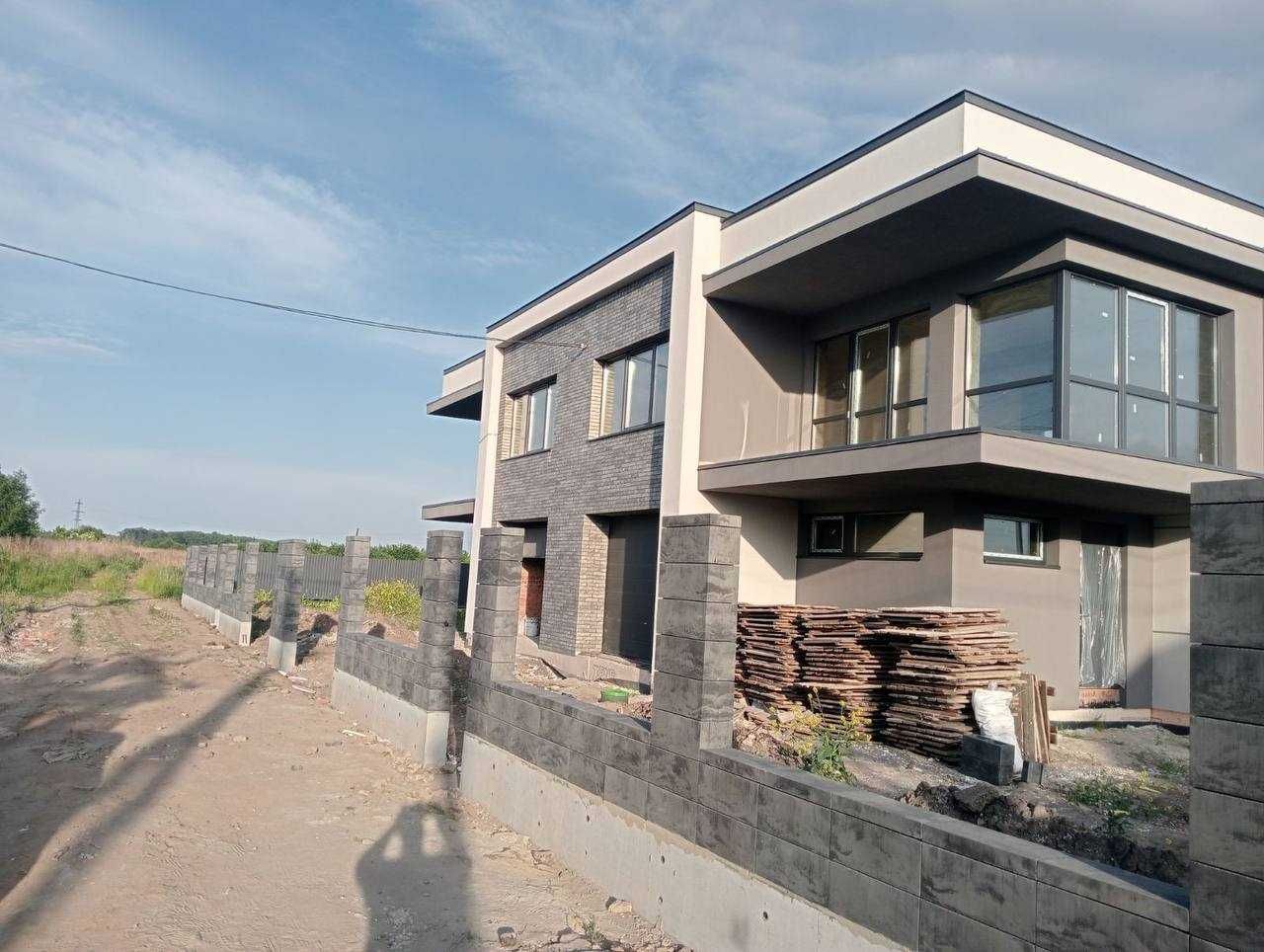 Продаж будинка Пустомити з ділянкою 5 сотих котедж