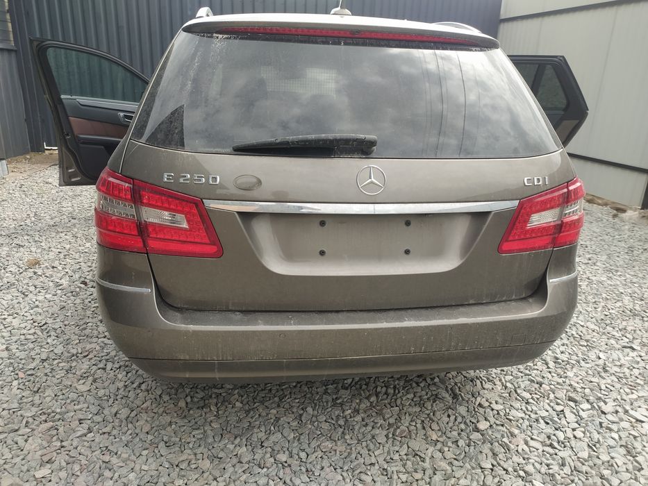 Розборка Шрот СТО Осокорки Mercedes Benz Eclass S212 2.2 disel